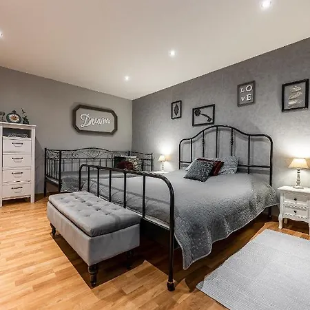 아파트 Old Town Podtatranskeho