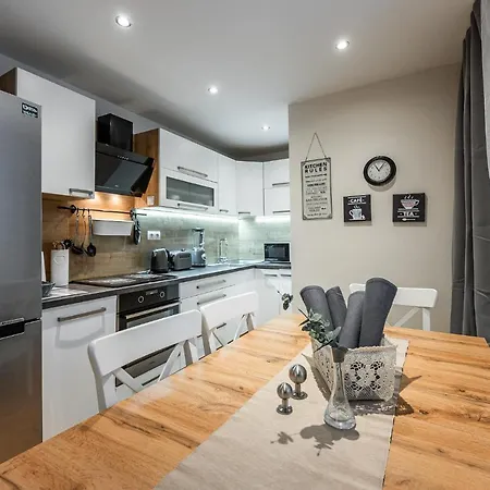 Old Town Podtatranskeho * Kösice